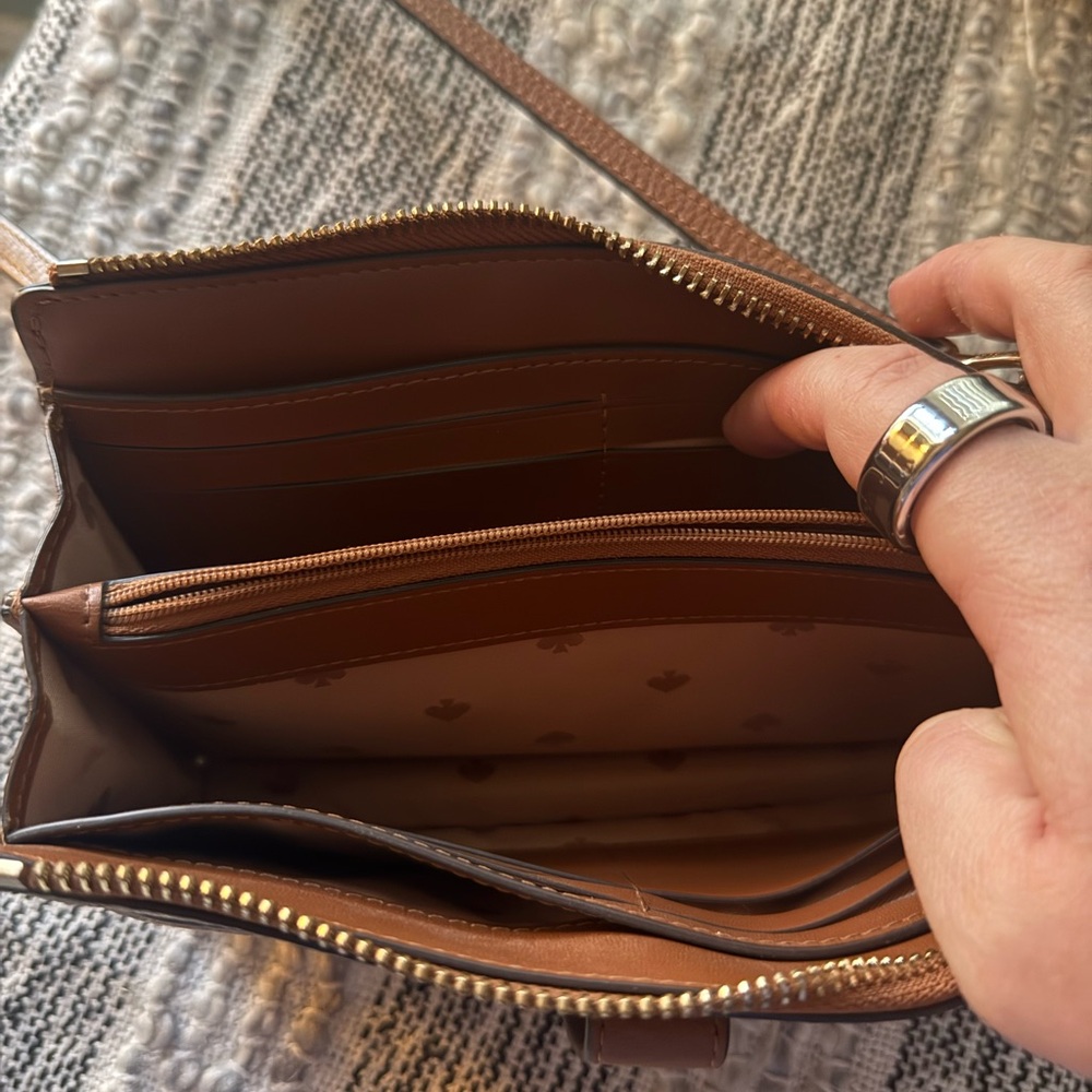 Kate Spade Tan Leather Crossbody Bag - Picture 3 of 5